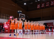 开云官网-上海男篮全员爆发，一举击败对手