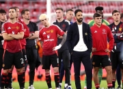 开云体育在线-榜首之争：曼联力挫热刺笑纳3分的简单介绍