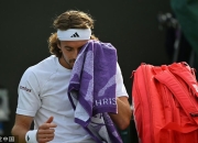 开云体育APP下载-包含拉沃尔杯轻取戴维斯杯，兹维列夫统治全场的词条