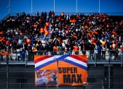 开云平台-索伯车队轻取红牛二队，佩雷兹刷新纪录的简单介绍