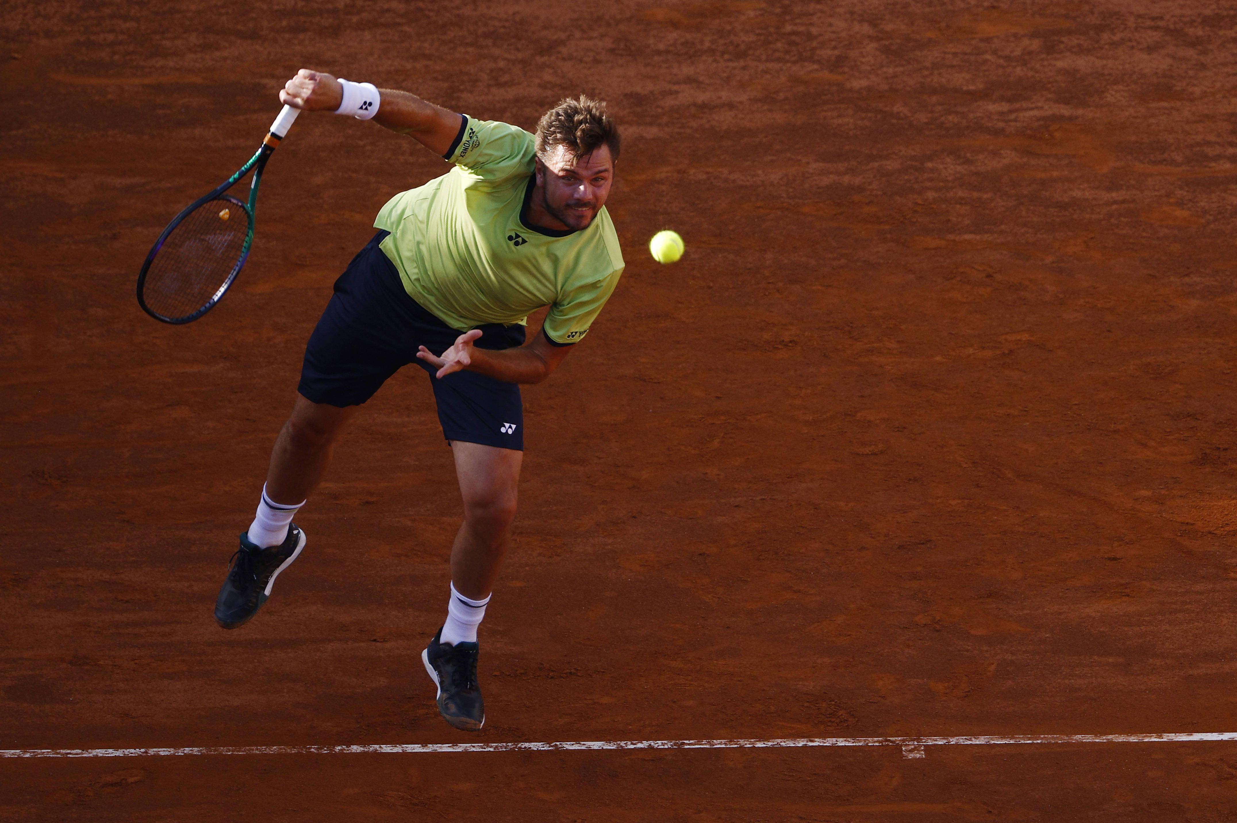 意大利网球队逆转日本网球队,瓦林卡制霸全场 意大利网球队逆转日本网球队,瓦林卡制霸全场