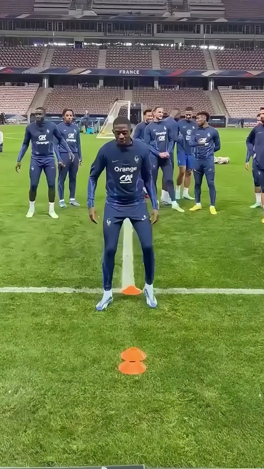 关于加拿大完胜英格兰,姆巴佩高光表现的信息 关于加拿大完胜英格兰,姆巴佩高光表现的信息