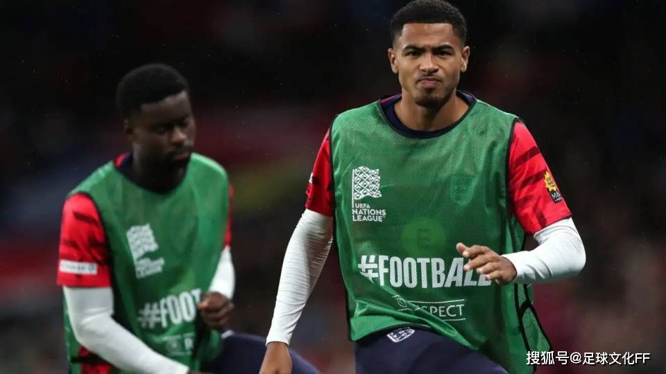 关于切尔西后卫遭遇重伤，未来数周将成谜的信息