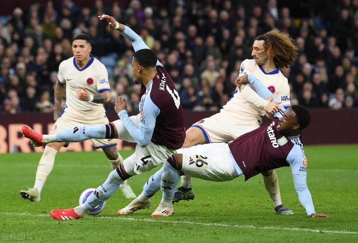 关于切尔西客场负于南安普敦,领先优势缩小的信息 关于切尔西客场负于南安普敦,领先优势缩小的信息