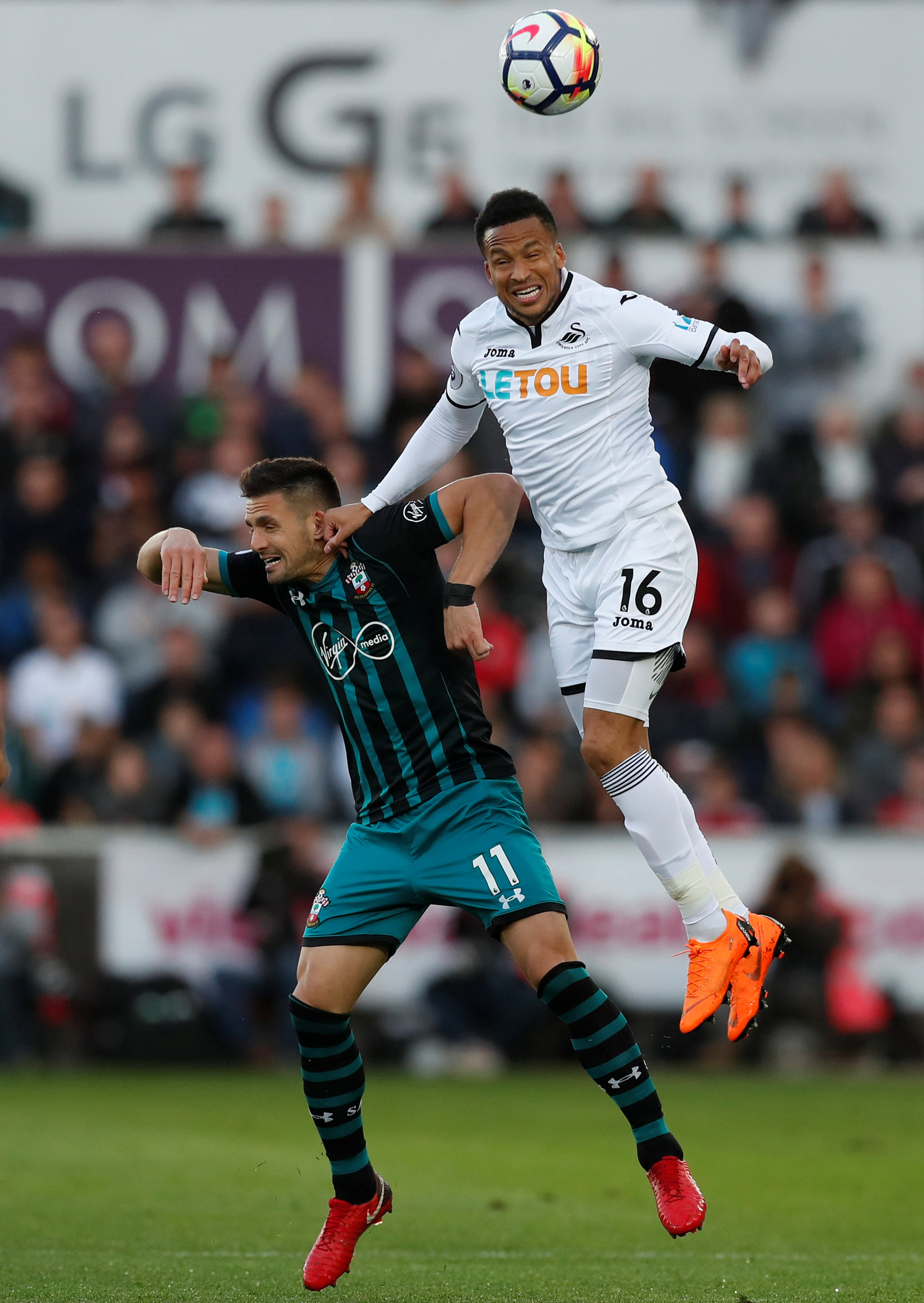 斯旺西在比赛中展现了团队的凝聚力的简单介绍