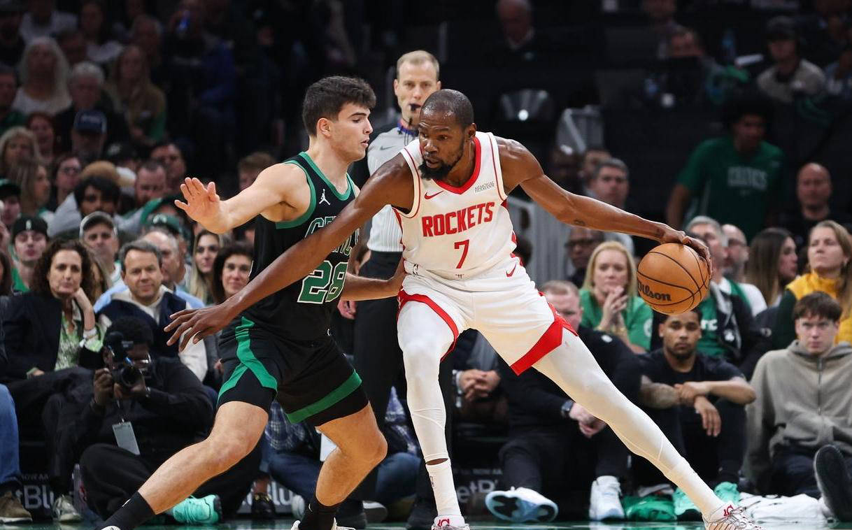 火箭展现出色实力，将比赛战术发挥到极致