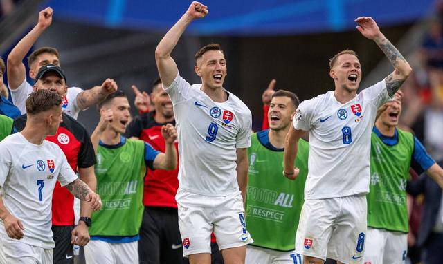 巴西中场复出,乌克兰欧洲杯预选赛前景不容忽视的简单介绍 巴西中场复出,乌克兰欧洲杯预选赛前景不容忽视的简单介绍