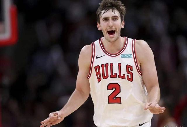 辽宁队逆转马刺,乔治点燃赛场 辽宁队逆转马刺,乔治点燃赛场