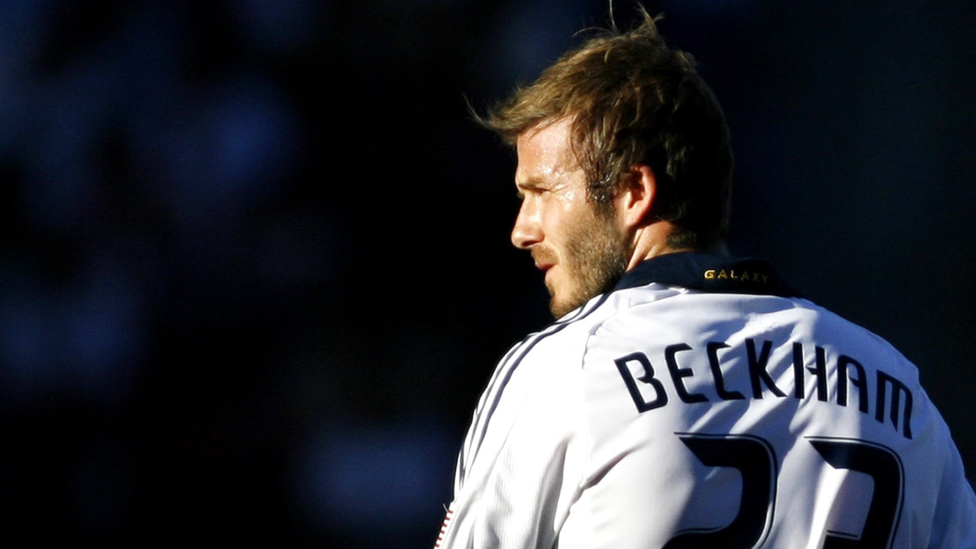 京多安生涯之夜铸就传奇，多特蒙德突尼斯远征展德甲雄风